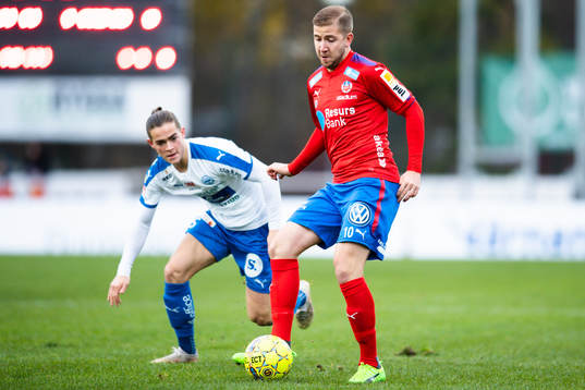 Bläddra bland fler bilder av Fotboll, Superettan, Värnamo - Helsingborg
