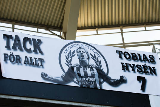 En banner på läktaren med IFK Göteborgs Tobias Hysén
