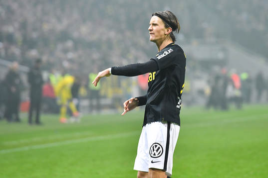 s Kristoffer Olsson reagerar