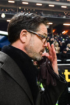 s tränare Rikard Norling deppar