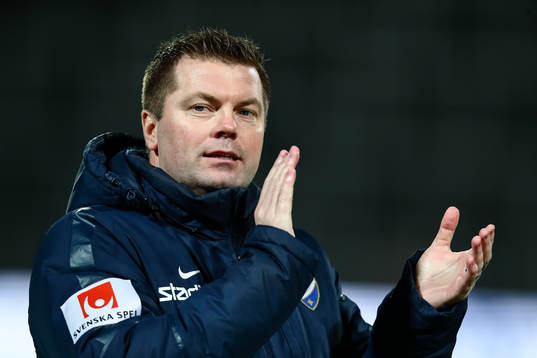 Norrköpings tränare Jens Gustafsson jublar