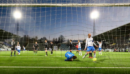 Mål 2-1 av Norrköpings David Moberg Karlsson förbi