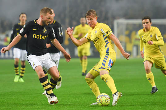 s Sebastian Larsson och Sundsvalls Eric Björkander