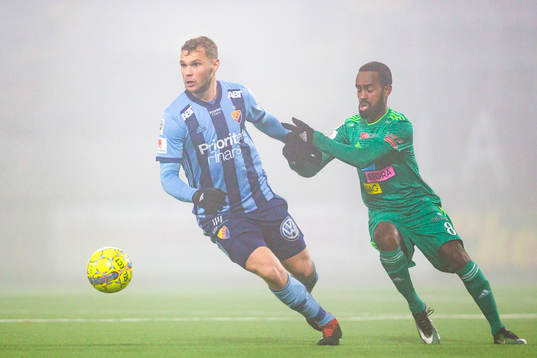 Djurgårdens Jesper Karlström och Dalkurds Ammar Ahmed