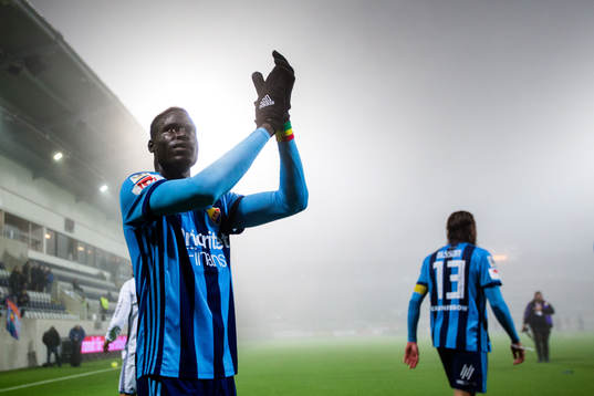 Djurgårdens Aliou Badji jublar med de tillresta