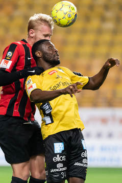 Elfsborgs Chinedu Obasi och Brommapojkarnas Ludvig Öhman