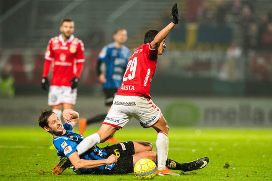 Sirius Philip Haglund och Kalmars Romário Pereira Sipião