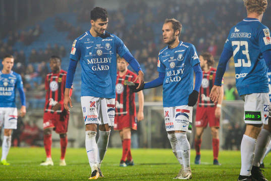 Trelleborgs Deniz Hümmet och Zoran Jovanovic deppar