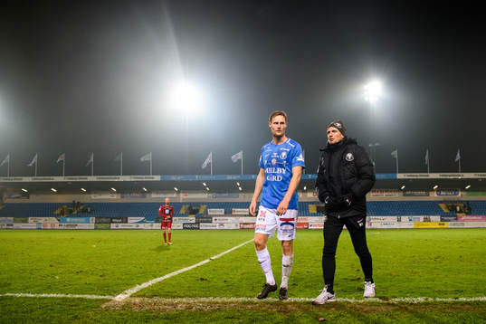 Trelleborgs Anton Tideman och assisterande tränare
