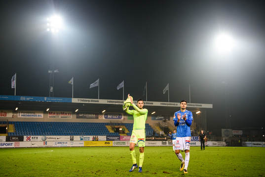 Trelleborgs målvakt Marko Johansson och Deniz Hümmet