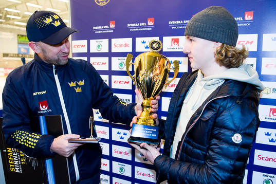 Marcus Brännman från Stockholm Nord motar Stefan Livs