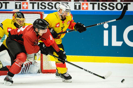 Christoffer Forsberg of Malmö Redhawks +and Tristan