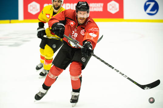 Jens Olsson of Malmö Redhawks