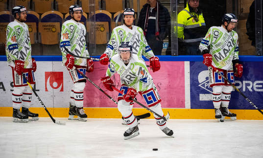 Västervikspelarna värmer upp