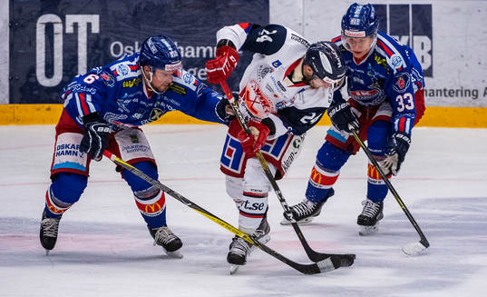Västerviks Filip Suchý och Oskarshamns Jesper Dahlroth
