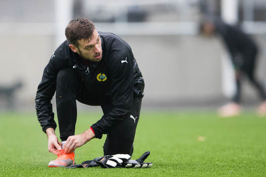 Hammarbys målvakt Davor Blazevic