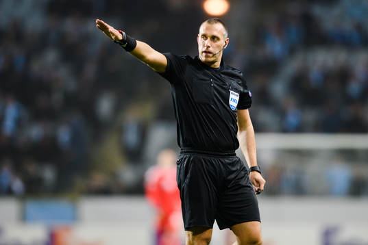 Referee Miroslav Zelinka