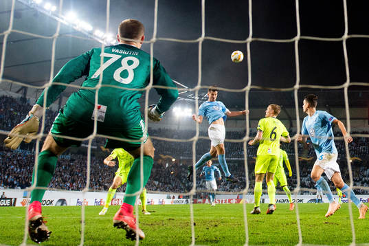 Markus Rosenberg of Malmö FF with a chance to score