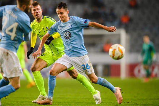 Patrick Mortensen of Sarpsborg 08 and Andreas Vindheim of