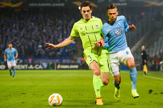 Jørgen Horn of Sarpsborg 08 and Arnór Ingvi Traustason of