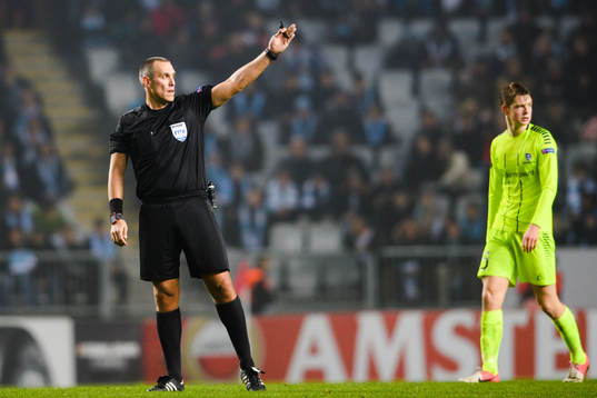 Referee Miroslav Zelinka