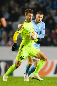 Patrick Mortensen of Sarpsborg 08 and Lasse Nielsen of