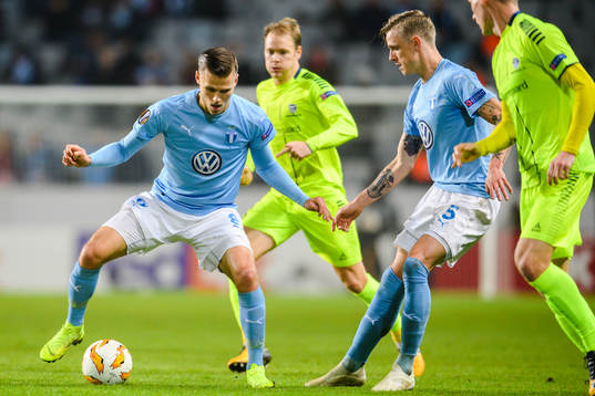 Arnór Ingvi Traustason and Sören Rieks of Malmö FF