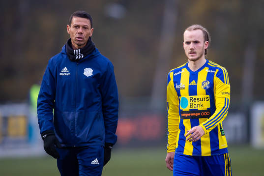 Eskilsminnes tränare Martin Pringle och David Svensson