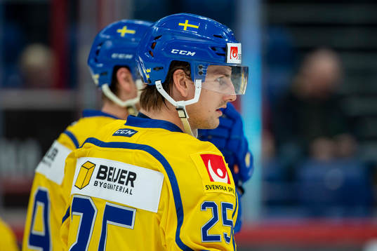 Philip Holm #25, SWE
