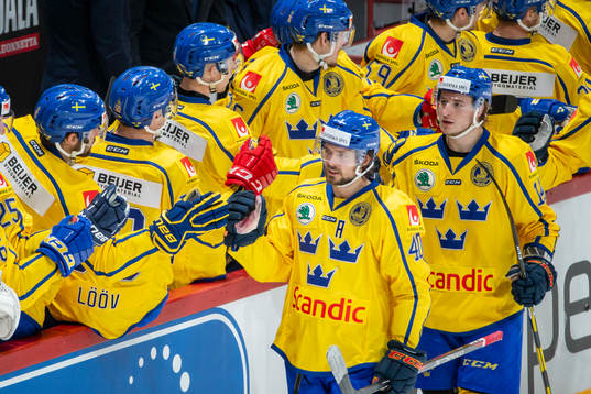 Jakob Josefson #40, SWE, Jakob Lilja #14, SWE score 1-2