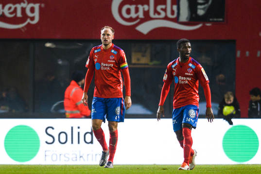 Helsingborgs Andreas Granqvist och Mohammed Abubakari deppar