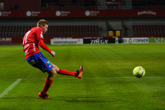 Helsingborgs Markus Holgersson gör 1-1