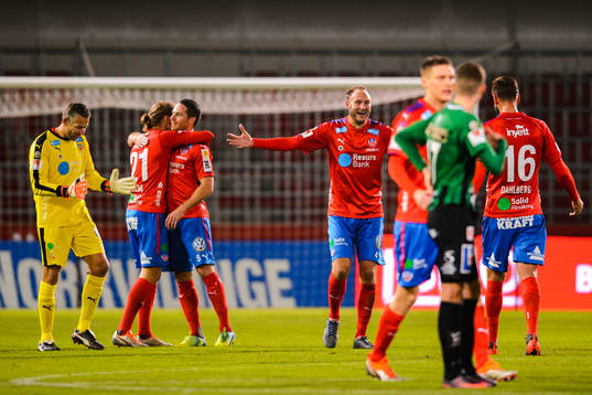 Helsingborgs spelare jublar
