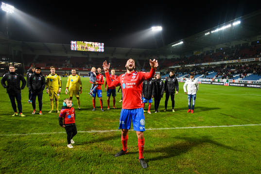 Helsingborgs Mikael Dahlberg jublar
