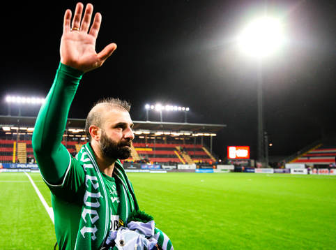 Hammarbys Kennedy Bakircioglu tackar publiken