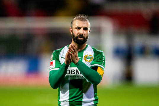 Hammarbys Kennedy Bakircioglu tackar publiken