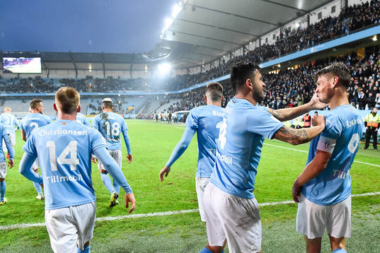 Malmö FFs Behrang Safari och Markus Rosenberg jublar