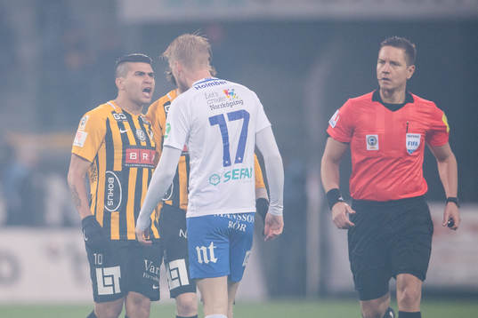 Häckens Paulinho och Norrköpings Kalle Holmberg