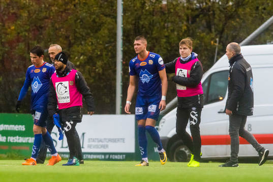 Hólmbert Fridjónsson of Aalesund looks dejected