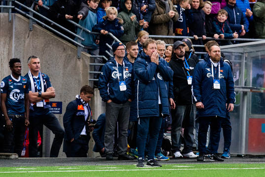 Bjarne Berntsen, head coach of Viking, in the last minutes