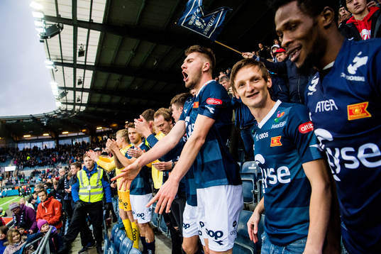 Axel Andresson and André Danielsen of Viking celebrate