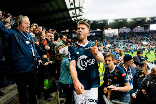 Axel Andresson of Viking celebrates