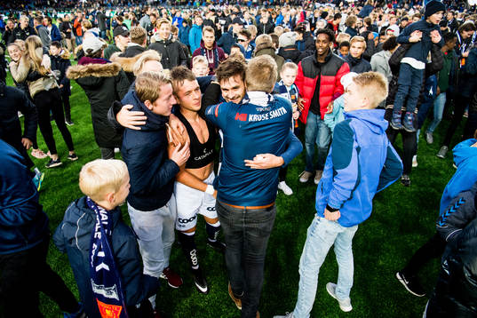 Claes Philip Kronberg and Johnny Furdal of Viking celebrate