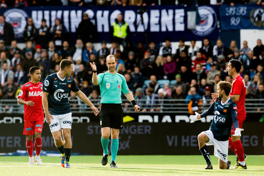 Christian Moen, referee