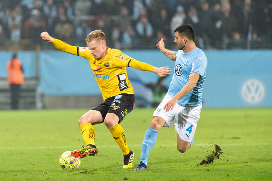 Elfsborgs Per Frick och Malmö FFs Behrang Safari