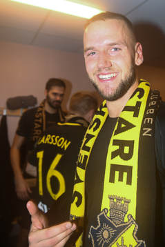 s Robin Jansson jublar
