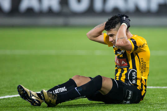 Häckens Paulinho deppar