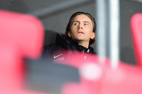 s Kristoffer Olsson på läktaren