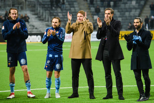 Djurgårdens Jonas Olsson och Kevin Walker samt Kim