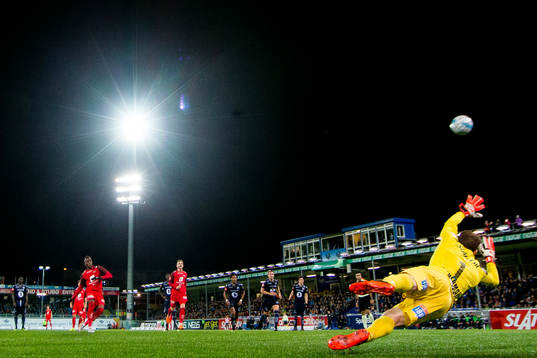 Daouda Bamba of Brann misses from the penalty spot against